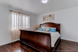 105 Warnford Cir, Ajax, ON L1T 0J3, Canada, ,  