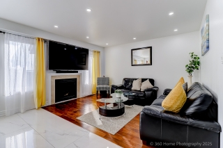 105 Warnford Cir, Ajax, ON L1T 0J3, Canada, ,  