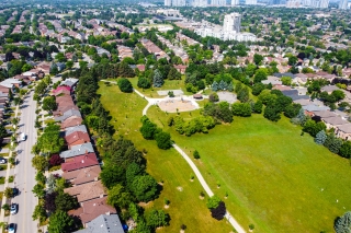 646 York Hill Blvd, Vaughan, ON L4J 5L8, Canada, ,  