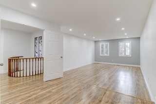 646 York Hill Blvd, Vaughan, ON L4J 5L8, Canada, ,  