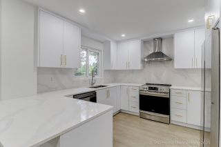 646 York Hill Blvd, Vaughan, ON L4J 5L8, Canada, ,  