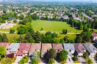 646 York Hill Blvd, Vaughan, ON L4J 5L8, Canada, ,  