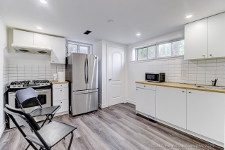 568 Weir Ave, Oakville, ON L6L 4X4, Canada, ,  