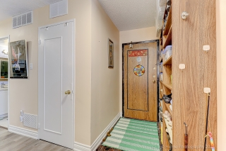 Unit 1112-330 Alton Towers Cir, Scarborough, ON M1V 5H3, Canada, ,  