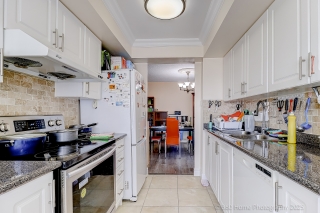 Unit 1112-330 Alton Towers Cir, Scarborough, ON M1V 5H3, Canada, ,  