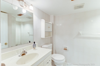 22 Chip Ct, Richmond Hill, ON L4C 9G4, Canada, ,  
