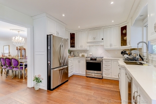 22 Chip Ct, Richmond Hill, ON L4C 9G4, Canada, ,  