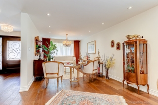 22 Chip Ct, Richmond Hill, ON L4C 9G4, Canada, ,  