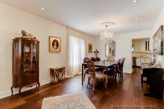 22 Chip Ct, Richmond Hill, ON L4C 9G4, Canada, ,  