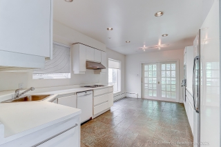 249 Forest Hill Rd, Toronto, ON M5P 2N3, Canada, ,  