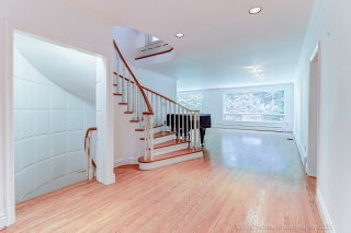 249 Forest Hill Rd, Toronto, ON M5P 2N3, Canada, ,  