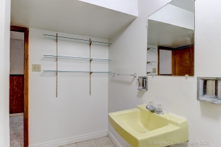 88 Central Pkwy W, Mississauga, ON L5B 1L5, Canada, ,  