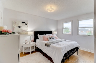 2081 Lynn Heights Dr, Pickering, ON L1X 1R1, Canada, ,  