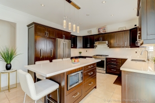 1065 Woodward Ave, Milton, ON L9T 5Y2, Canada, ,  