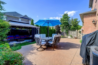 1065 Woodward Ave, Milton, ON L9T 5Y2, Canada, ,  