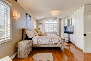 1065 Woodward Ave, Milton, ON L9T 5Y2, Canada, ,  