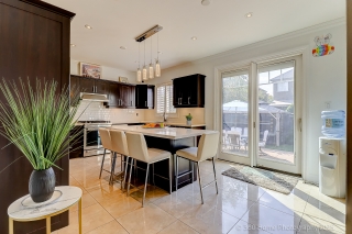 1065 Woodward Ave, Milton, ON L9T 5Y2, Canada, ,  