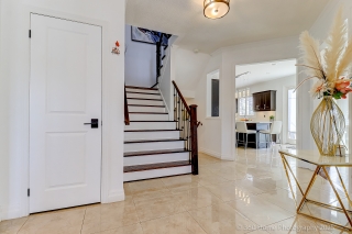 1065 Woodward Ave, Milton, ON L9T 5Y2, Canada, ,  