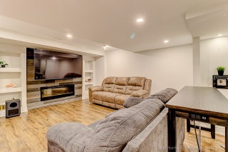 1065 Woodward Ave, Milton, ON L9T 5Y2, Canada, ,  