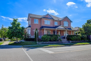 1065 Woodward Ave, Milton, ON L9T 5Y2, Canada, ,  