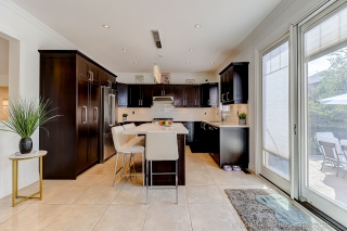 1065 Woodward Ave, Milton, ON L9T 5Y2, Canada, ,  