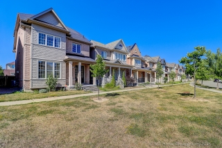 18 Saddlebrook Dr, Markham, ON L6B 1J4, Canada, ,  