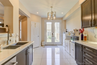 18 Saddlebrook Dr, Markham, ON L6B 1J4, Canada, ,  
