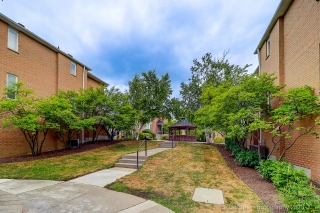 Unit 290- 83 Mondeo Dr, Scarborough, ON M1P 5B6, Canada, ,  