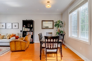 Unit 4-215 16th Ave, Richmond Hill, ON L4C 0T8, Canada, ,  