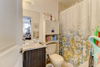 Unit 212-7890 Bathurst St, Vaughan, ON L4J 0J8, Canada, ,  