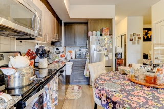 Unit 212-7890 Bathurst St, Vaughan, ON L4J 0J8, Canada, ,  