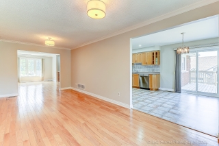 286 Seneca Ave, Oshawa, ON L1G 3V8, Canada, ,  