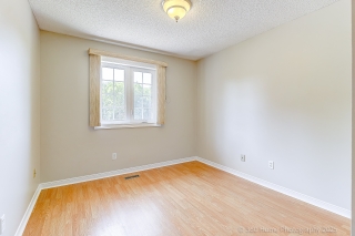 286 Seneca Ave, Oshawa, ON L1G 3V8, Canada, ,  