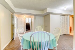 286 Seneca Ave, Oshawa, ON L1G 3V8, Canada, ,  