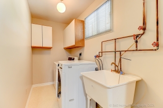 286 Seneca Ave, Oshawa, ON L1G 3V8, Canada, ,  