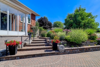 286 Seneca Ave, Oshawa, ON L1G 3V8, Canada, ,  