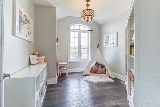 6 Prince Michael Ct, Caledon, ON L7C 3T1, Canada, ,  