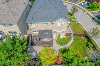 4 Hellyer Ave, Brampton, ON L6Y 0M3, Canada, ,  