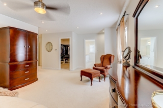 4 Hellyer Ave, Brampton, ON L6Y 0M3, Canada, ,  