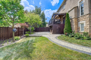4 Hellyer Ave, Brampton, ON L6Y 0M3, Canada, ,  