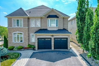 4 Hellyer Ave, Brampton, ON L6Y 0M3, Canada, ,  