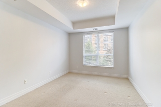 Unit 220-180 John West Way, Aurora, ON L4G 7H9, Canada, ,  
