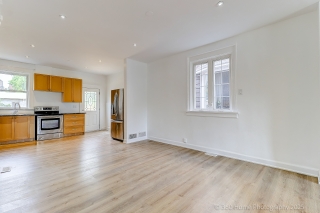 18 Conway Ave, York, ON M6E 1H2, Canada, ,  