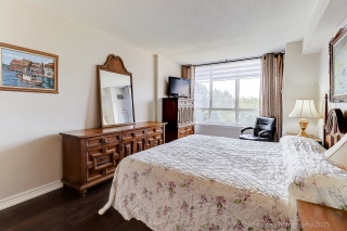 Unit 410-55 Austin Dr, Markham, ON L3R 8H5, Canada, ,  