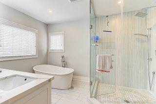 1016 Red Pine Crescent, Mississauga, ON L5H 4E8, Canada, ,  