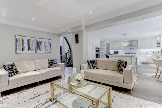 1016 Red Pine Crescent, Mississauga, ON L5H 4E8, Canada, ,  