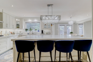 1016 Red Pine Crescent, Mississauga, ON L5H 4E8, Canada, ,  