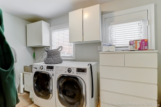 1016 Red Pine Crescent, Mississauga, ON L5H 4E8, Canada, ,  