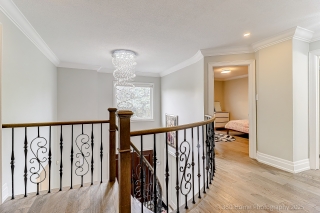 1016 Red Pine Crescent, Mississauga, ON L5H 4E8, Canada, ,  