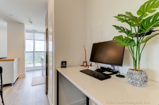 Unit 534-3100 Keele St, North York, ON M3M 0E1, Canada, ,  